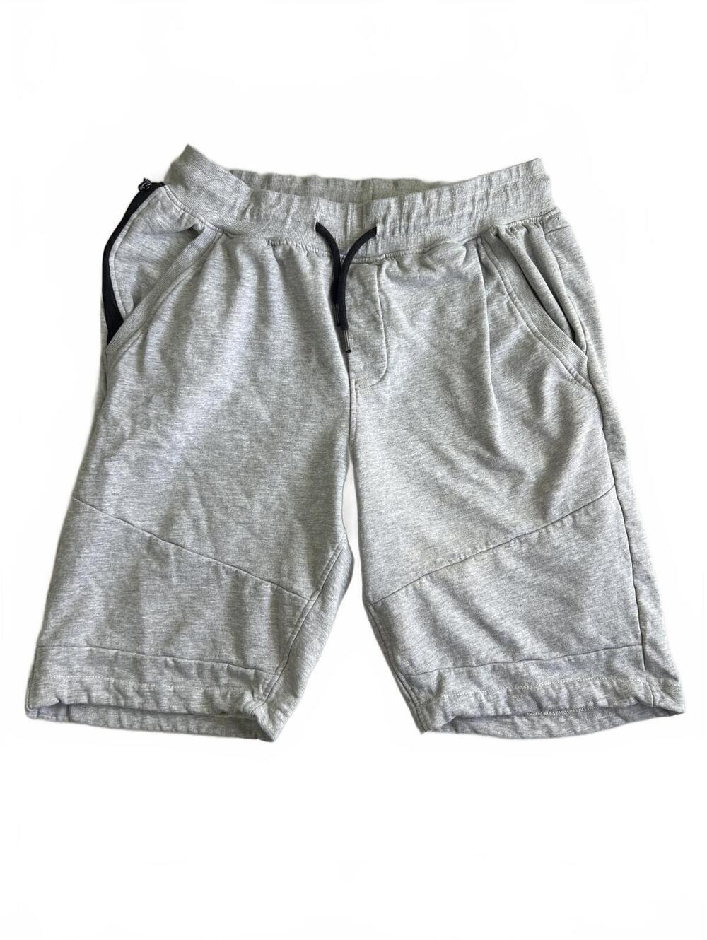 WT02 Men's Gray Sweat Shorts Medium